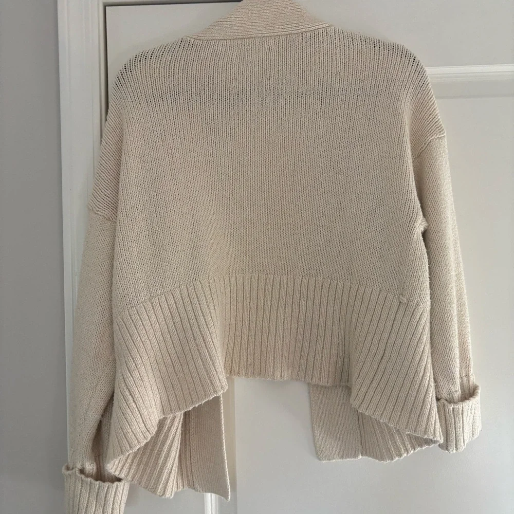 Abercrombie & Fitch Women’s Cream Open-Front Cardigan Sweater - Picture 6 of 6